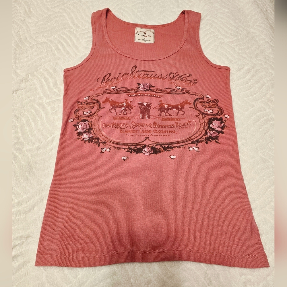 LEVI'S Pink Graphic Tank Top. Size S
